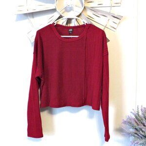 NWT Wild Fable Over-Sized‎ Burgundy Cropped Sweater XS
